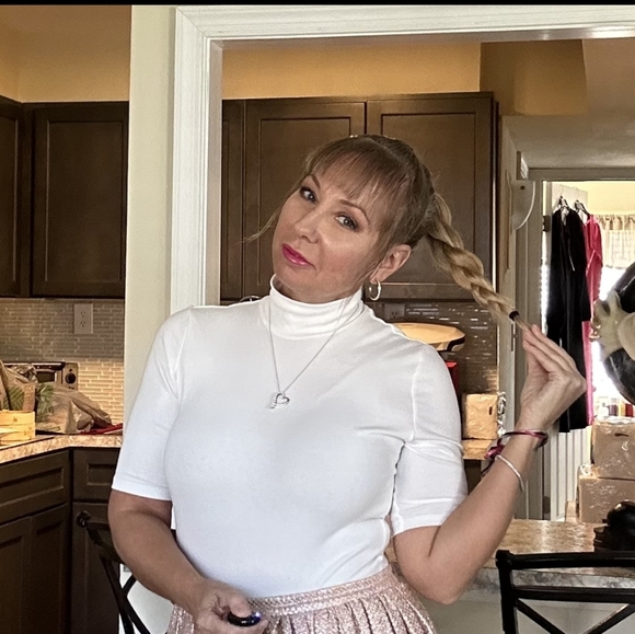 Meet your Posher, Delane - Picture 5 of 7